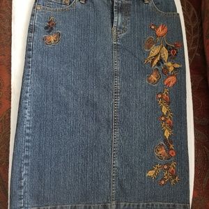 Le chateau Junior Size L skirt